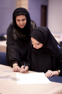 中東　サウジアラビア　女性　人権　アート